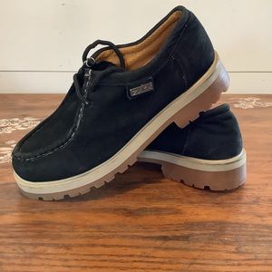 Vegace Zack Men’s Shoe Black Nubuck Leather Size 7.
